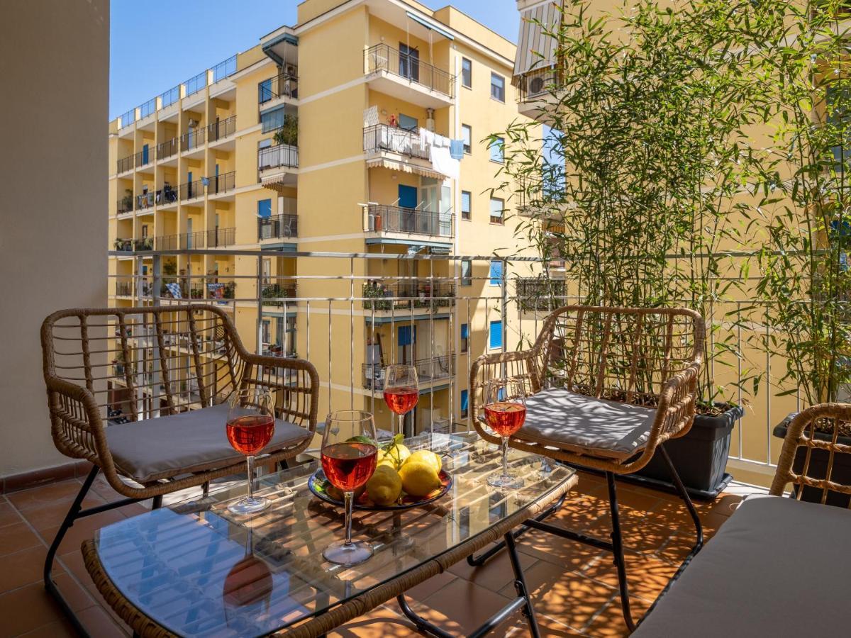 Surya House - Elegant Apartment In Península Sorrentina Exterior foto